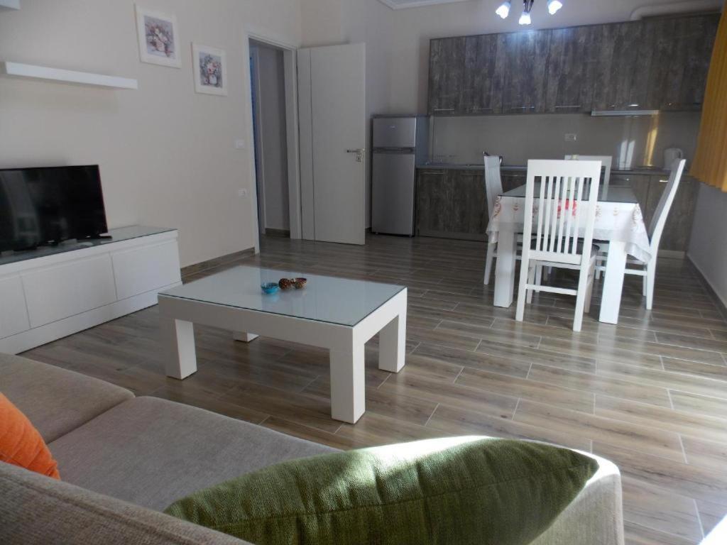 Coastline Apartments Sarandë 外观 照片