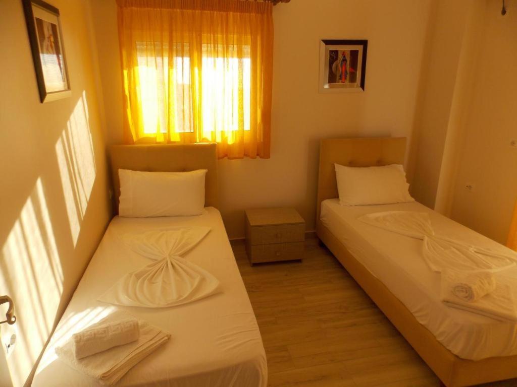 Coastline Apartments Sarandë 外观 照片