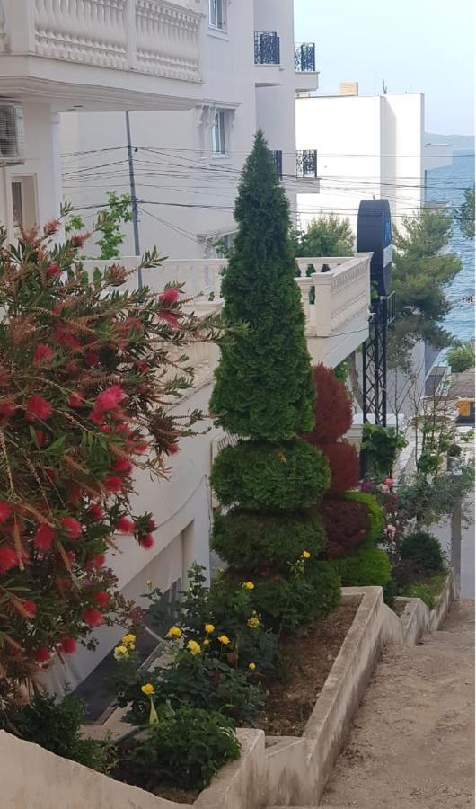 Coastline Apartments Sarandë 外观 照片