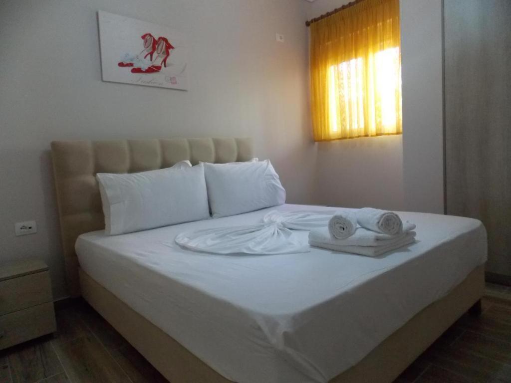 Coastline Apartments Sarandë 外观 照片