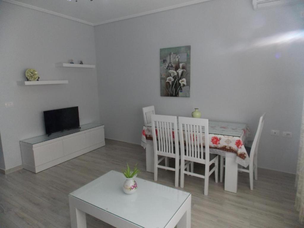 Coastline Apartments Sarandë 外观 照片